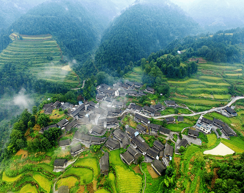 十八洞村美景图片